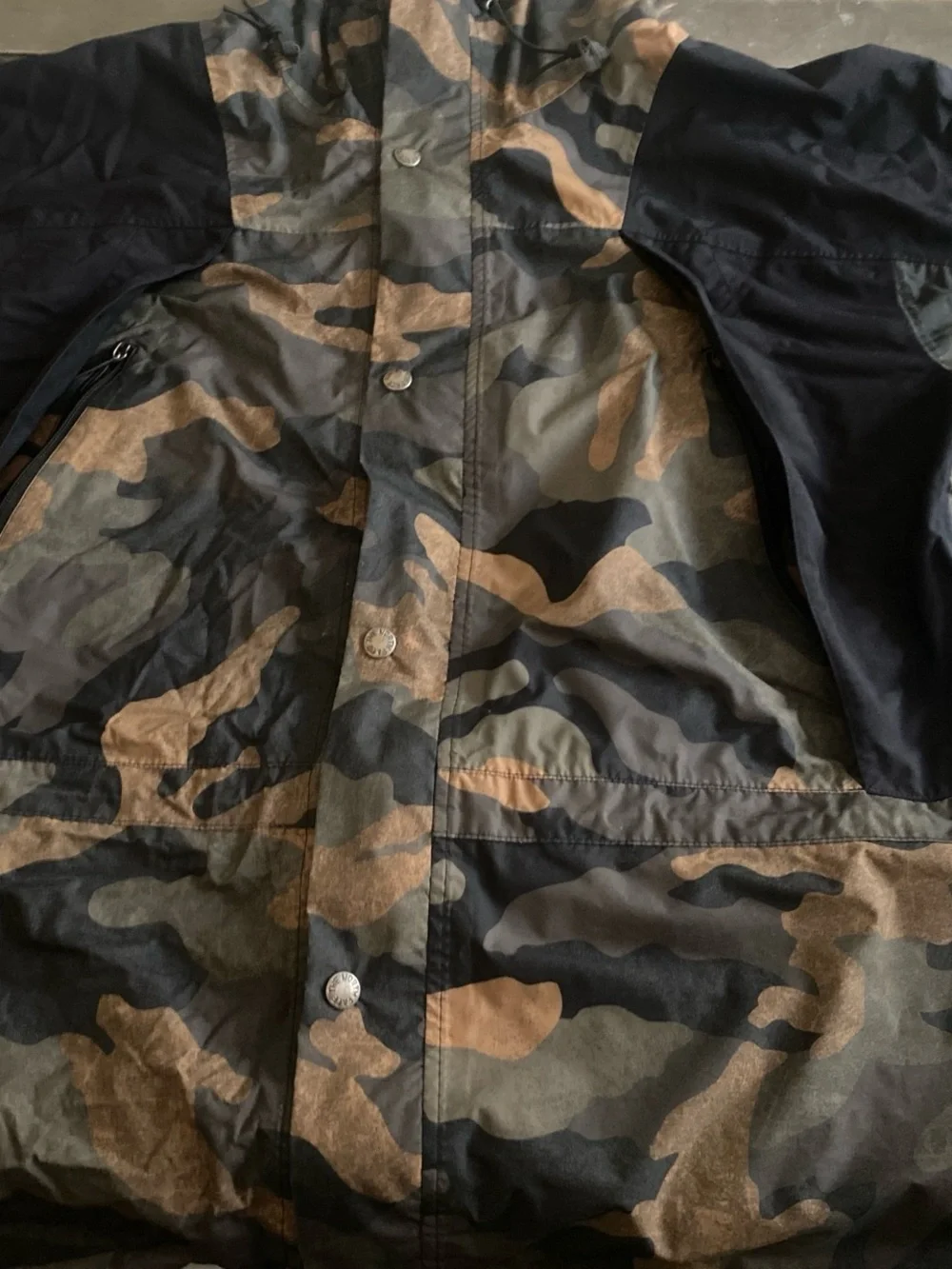 The North Face Men’s Camouflage Hiking jacket - Olive/Black/Tan